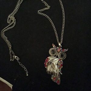 Ruffled Owl necklace